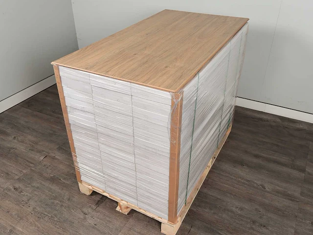 83 m2 laminaat plank - 1380 x 246 x 8 mm - afbeelding 3 van  4