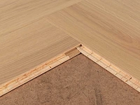 83 m2 parket eiken visgraat mutliplank - 750 x 130 x 14 mm - afbeelding 2 van  4