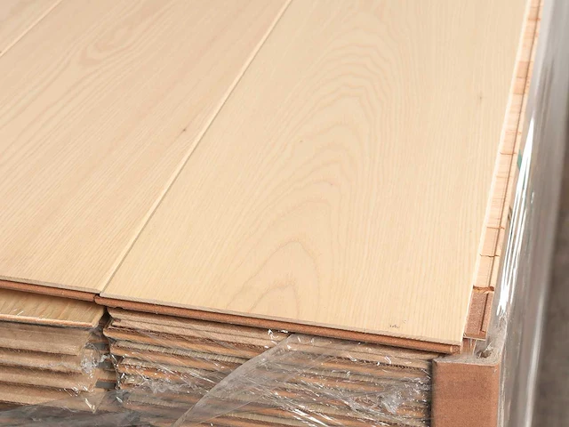 83 m2 parket eiken xl mutliplank - 1820 x 190 x 13,5 mm - afbeelding 2 van  4