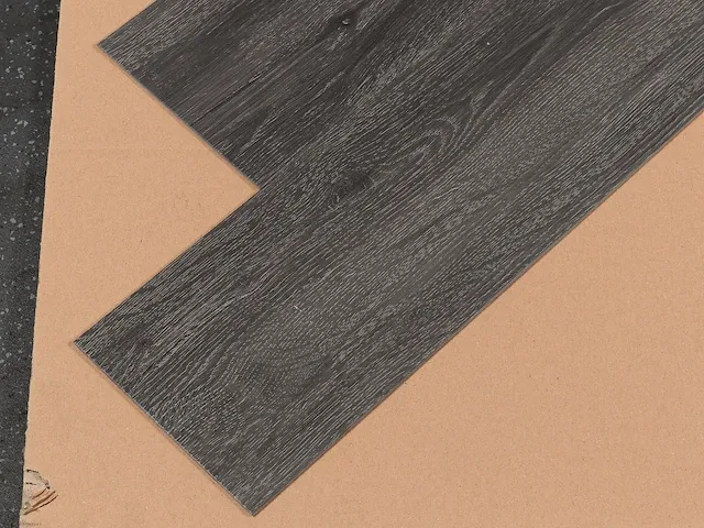 83 m2 pvc-dryback visgraat - 610 x 150 x 2,5 mm - afbeelding 3 van  4