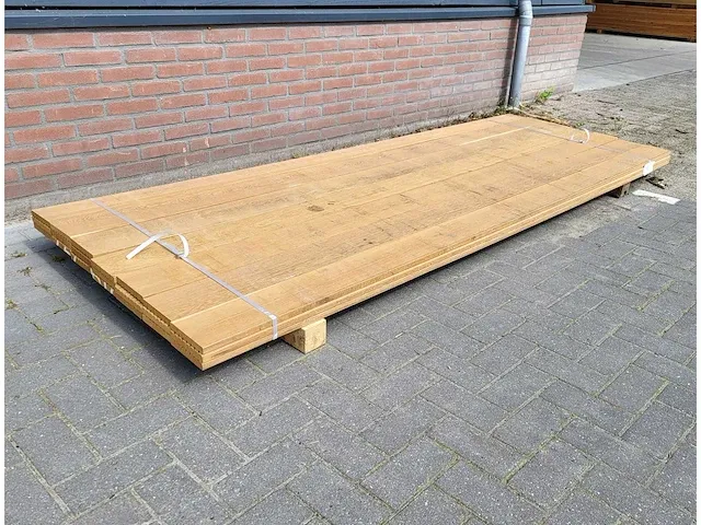 8.4 m2 pakoeli terrasplanken 21 st./ 275 cm - afbeelding 1 van  3
