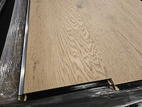 85 m2 parket eiken fineer berry alloc - 2410 x 241 x 10,1 mm - afbeelding 2 van  3
