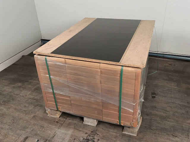 86 m2 laminaat tegel - 1220 x 610 x 8 mm - afbeelding 4 van  4