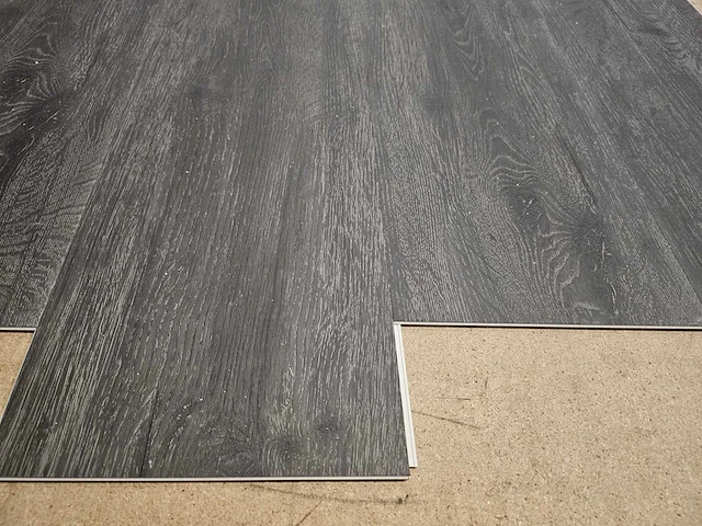 86 m2 pvc click plank - 820 x 228 x 4 mm - afbeelding 2 van  3