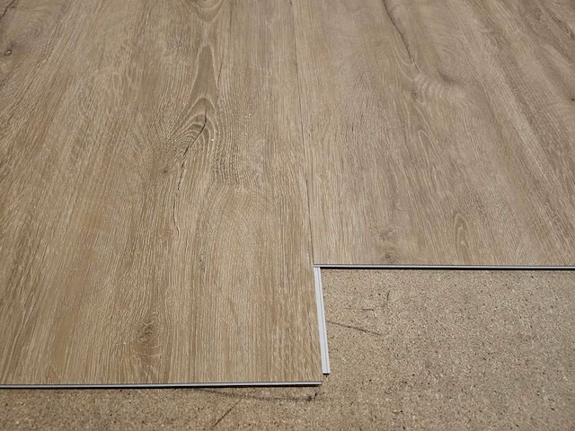 86 m2 pvc click plank - 820 x 228 x 4 mm - afbeelding 2 van  3
