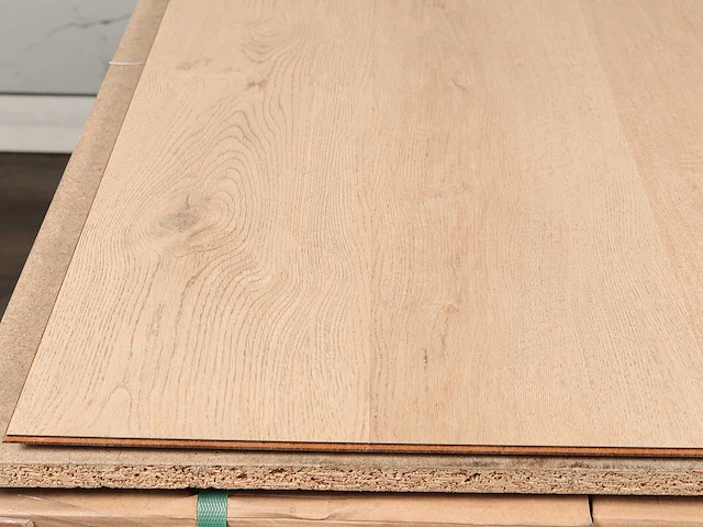 86 m2 pvc click plank op hdf - 1222 x 182 x 9 mm - afbeelding 2 van  4