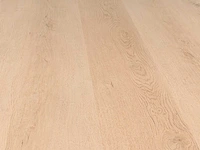 86 m2 pvc click plank op hdf - 1222 x 182 x 9 mm - afbeelding 1 van  4
