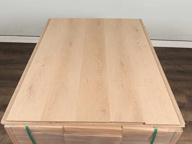86 m2 pvc click plank op hdf - 1222 x 182 x 9 mm - afbeelding 3 van  4