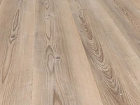 86 m2 pvc click plank op hdf - 1222 x 182 x 9 mm - afbeelding 1 van  4