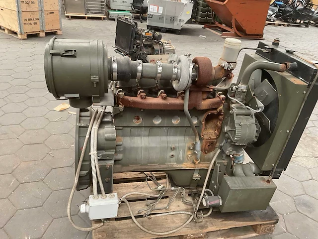 88 cummins dieselmotor - afbeelding 6 van  7