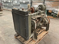 88 cummins dieselmotor - afbeelding 1 van  7