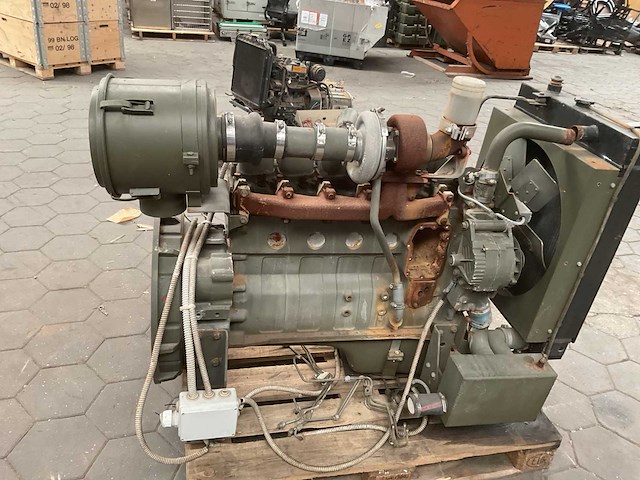 88 cummins dieselmotor - afbeelding 6 van  7