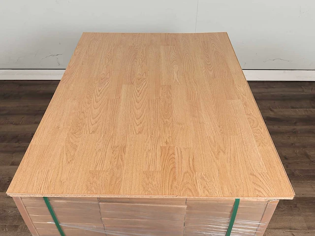 88 m2 laminaat plank - 1285 x 192 x 8 mm - afbeelding 3 van  4