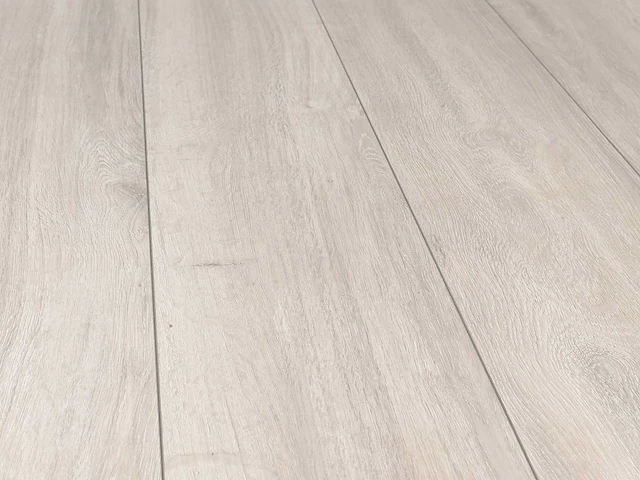 88 m2 laminaat plank - 1288 x 245 x 8 mm - afbeelding 1 van  4