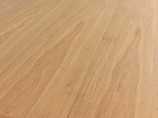 88 m2 parket eiken fineer berry alloc - 2410 x 241 x 10,1 mm - afbeelding 1 van  4