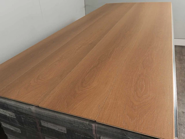 88 m2 parket eiken fineer berry alloc - 2410 x 241 x 10,1 mm - afbeelding 3 van  4