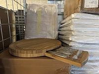 8x bamboe kaasplank met accessoires - afbeelding 1 van  3