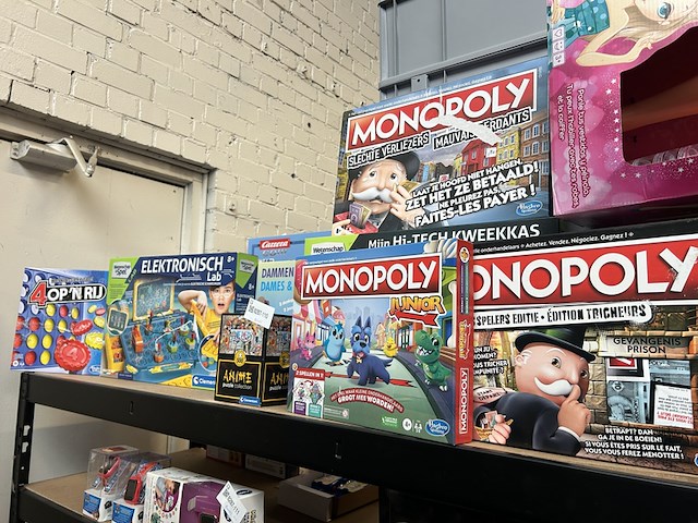 8x (bord)spel w.o. monopoly, clementoni, wetenschap & spel - afbeelding 1 van  7