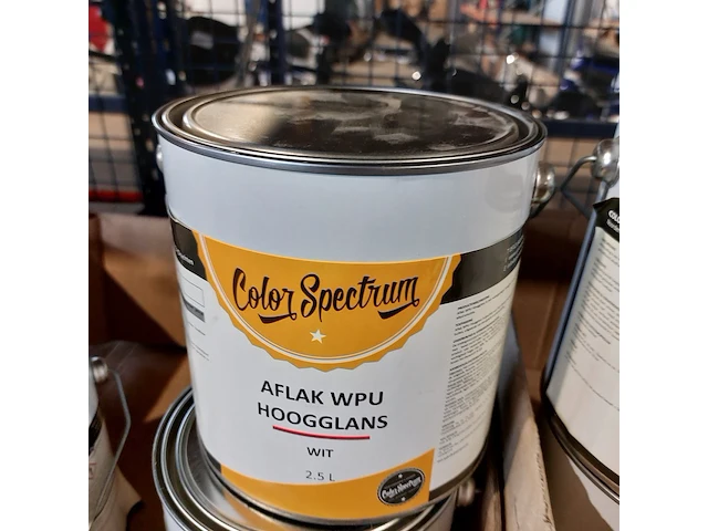8x colorspectrum met o.a betoncoating ral 7035 2.5l - afbeelding 4 van  4