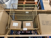 8x diverse (online) winkelvoorraad w.o. pizza ring set, papiervernietiger, w.o. zoomyo, barbecue-u - afbeelding 5 van  7