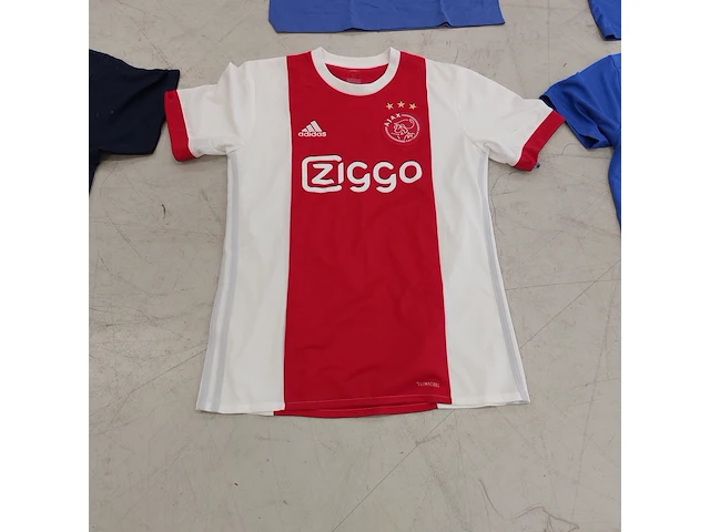 8x diverse shirts " nova groep " - afbeelding 2 van  7