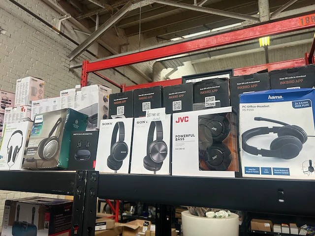 8x diversen w.o. koptelefoon, oordoppen, w.o. philips, sony, jvc - afbeelding 1 van  4