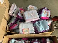 8x dozen trolls toilettassen dreamworks - afbeelding 4 van  5