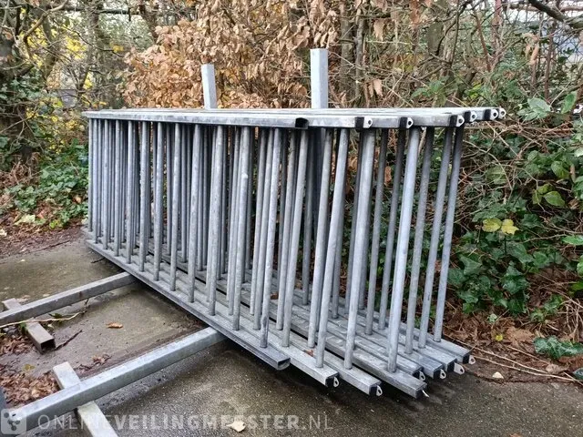 8x gegalvaniseerd hekwerk - afbeelding 2 van  7