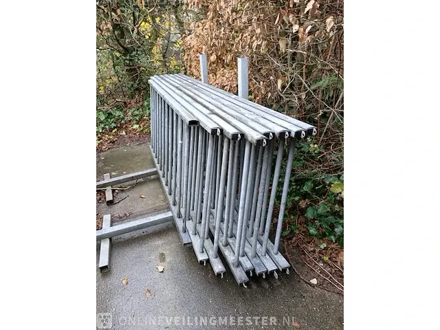 8x gegalvaniseerd hekwerk - afbeelding 3 van  7