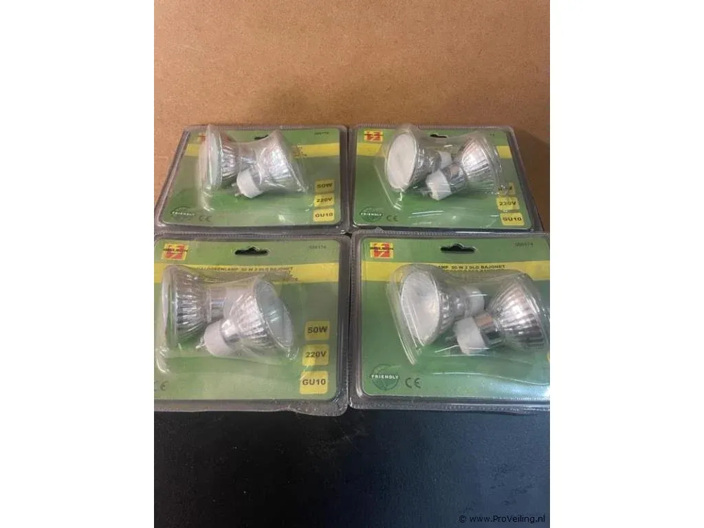 Ledverlichting veiling met o.a. ledstralers, halogeen- & zaklampen