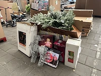 8x kerstartikelen w.o. verlichting en kerstbomen - afbeelding 1 van  7