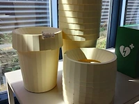 8x kunststof afvalemmer hay, shade bin; design thomas bentzen - afbeelding 1 van  5