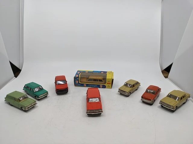 8x miniatuur lada - afbeelding 3 van  10