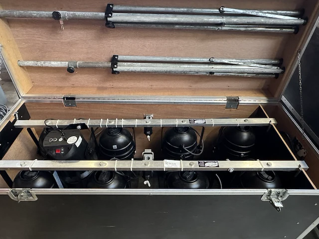 8x par64 beam lamp, statieven met flightcase - afbeelding 6 van  10