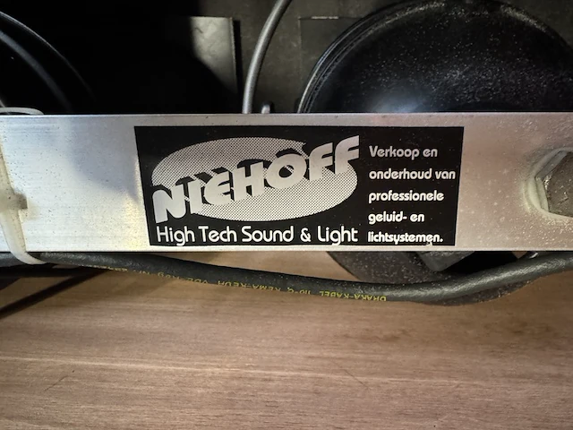 8x par64 beam lamp, statieven met flightcase - afbeelding 10 van  10