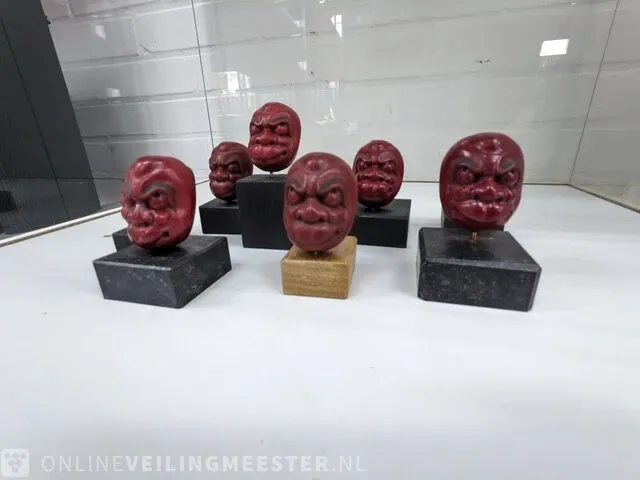 8x replica art netsuke - afbeelding 1 van  5