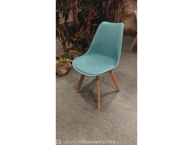 8x restaurant tafel met ca. 24x kuipstoel - afbeelding 4 van  12