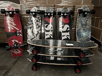 8x skateboard - afbeelding 1 van  6