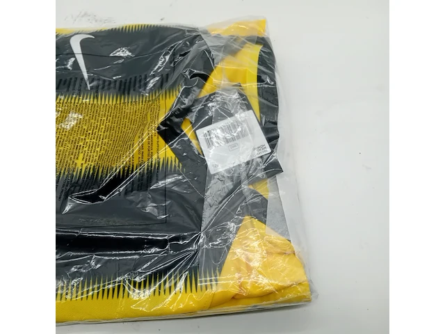 8x t-shirt, maat xxl, nike - afbeelding 3 van  5