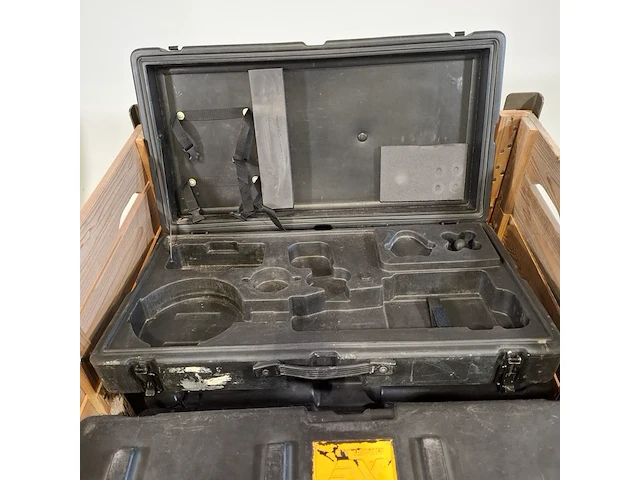 8x transportkoffer, minelab - afbeelding 2 van  4