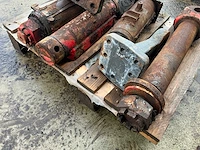 8x trekogen landbouwvoertuig - afbeelding 2 van  11