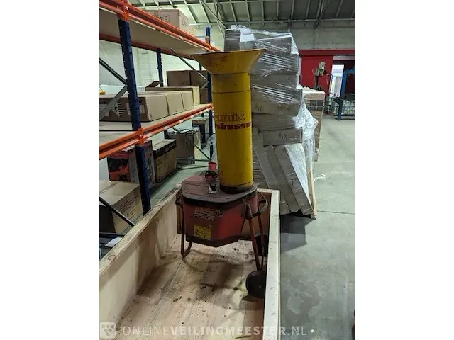 8x tuingereedschap t.b.v. onderdelen o.a. zenoah komatsu - afbeelding 37 van  38