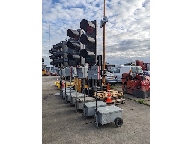 8x verkeerslicht, fabema, euro 2000 - afbeelding 1 van  10