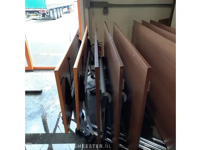8x verrijdbare klaptafel o.a. kush&co - afbeelding 17 van  24