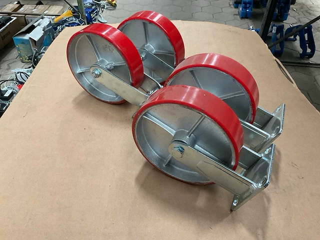 8x2 wielset - afbeelding 1 van  2