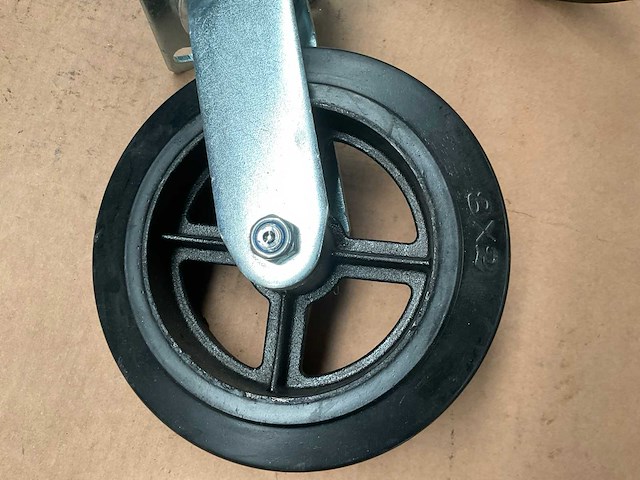 8x2 wielset - afbeelding 4 van  4