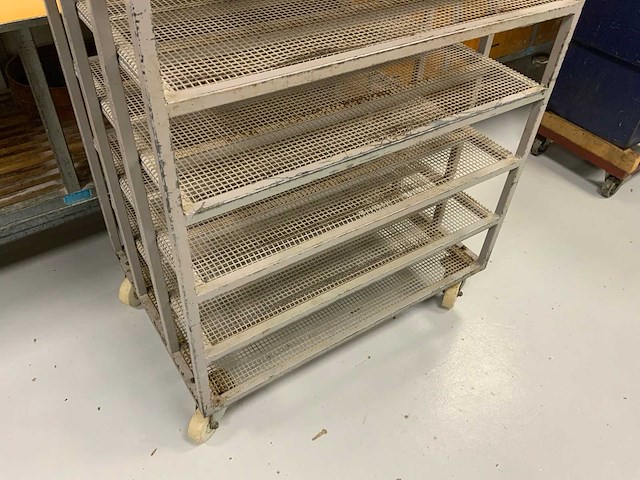 9-delige brood afkoelwagen (2x) - afbeelding 5 van  6