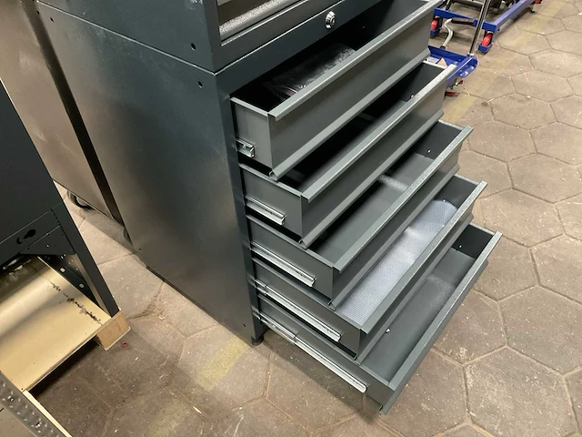 9 lades gereedschapskast - afbeelding 3 van  4