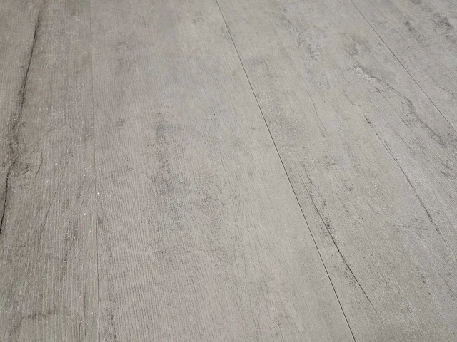 9 m2 pvc spc click plank - 1500 x 200 x 5 mm - afbeelding 1 van  3