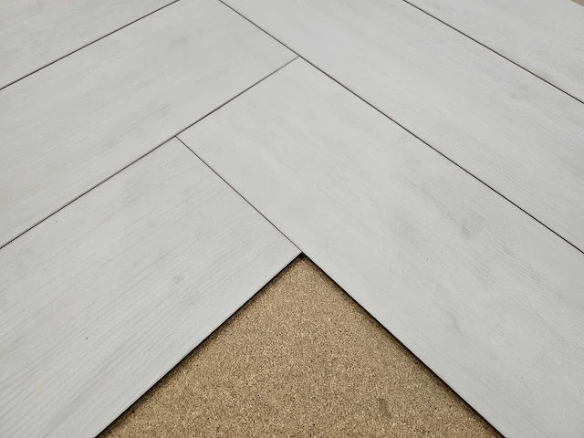 9 m2 pvc spc click visgraat - 610 x 150 x 6 mm - afbeelding 2 van  3